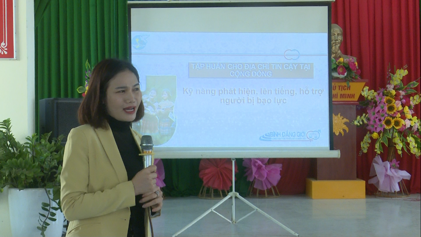 Các đại biểu được truyền đạt một số nội dung tại buổi tập huấn