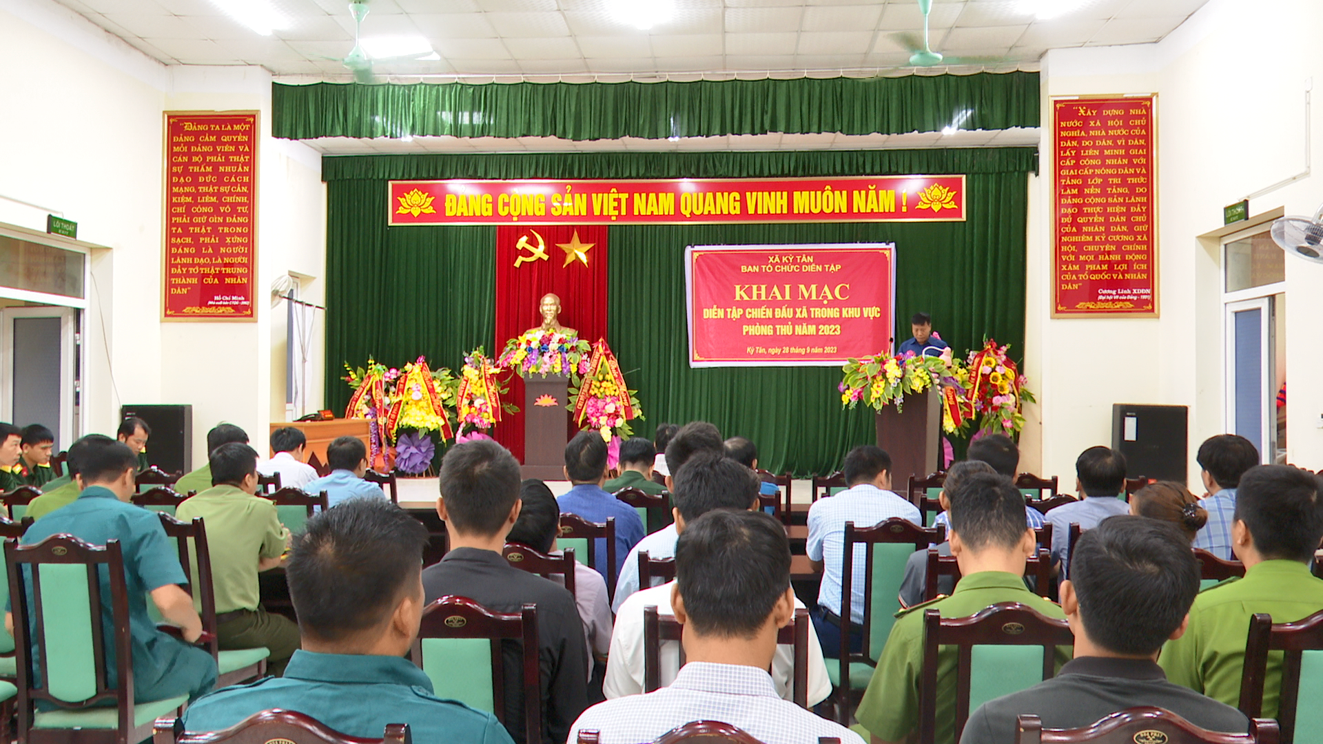 Toàn cảnh diễn tập xã trong khu vực phòng thủ tại xã Kỳ Tân