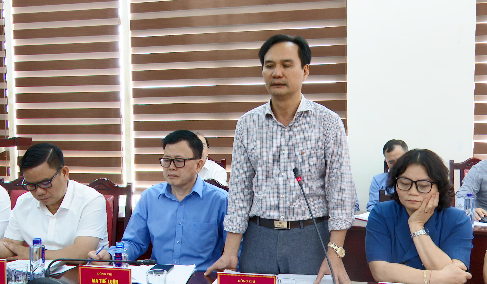 Đồng chí Phạm Đình Minh, Bí thư Huyện ủy phát biểu tại buổi làm việc